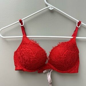 Victoria’s Secret Red Dream Angels Push Up Bra
